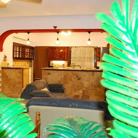 Casa Di Marinero Argászi